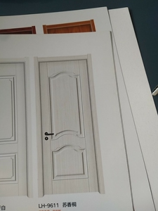 书香桐颜色全新套装木门未拆封未安装,因客户有改动,所以处理卖