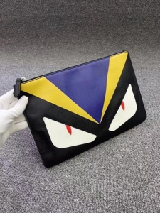 专柜fendi芬迪手包男士拼色小怪兽恶魔眼睛手拿包 拉链信封