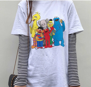 优衣库 x kaws x 芝麻街联名款t恤男女情侣短袖周杰伦