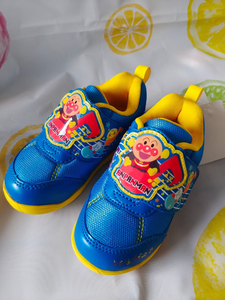 日本面包超人蓝色