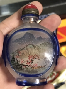 文革时期山东博山鲁派内画鼻烟壶一个,全品完整,后配盖,低出不