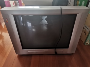 飞利浦29寸crt旧电视机,物件较重,同城上楼自提