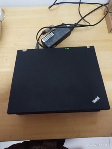 联想ThinkPad笔记本电脑T61，带原装电源+固态硬盘。