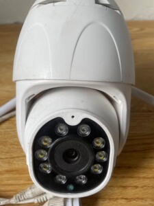 4g监控摄像头,易视云app,有线连接手机可以远程看,对讲