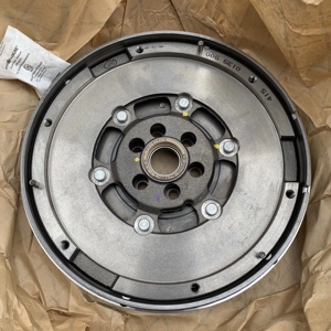 大众帕萨特b5领驭新领驭奥迪c5a6飞轮大飞轮离合器飞轮
