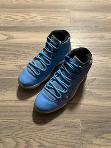 耐克 aj11高帮北卡蓝 41 8新/无盒 689479-4