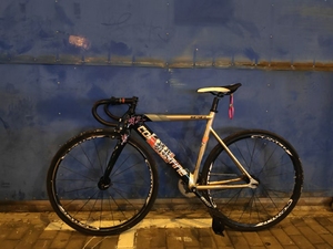 000人付款淘宝康斯坦丁constantine死飞自行车,成色如图,功能正常tb