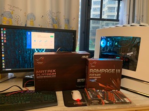 展示：rog 华硕玩家国度 外星人alx51 龙脊机箱 i7