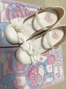 【收】绵羊泡芙有点圆白色36码37码 梅露露蓝色白色36 3