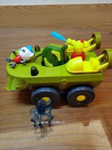 海底小纵队短吻鳄艇