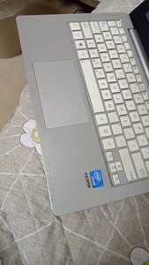特价轻薄华硕笔记本电脑三星11.6寸2g320g二手本。成色
