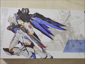 大班8802mb样式1:100强袭自由高达拼装模型,带水贴地