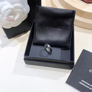 chanel/香奈儿ultra系列黑色陶瓷单钻戒指,18k白