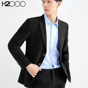 海澜之家西装专柜