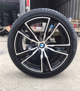 宝马m轮毂18寸