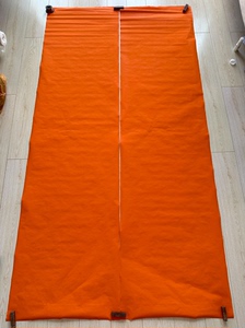 六十年代蜡染纸腊笺纸空白对联，尺寸六尺对开，颜色为橘色，橙色
