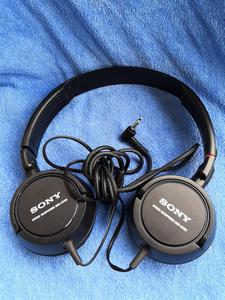 原装正品索尼头戴式耳机mdr一zx100库存下来没有包装几