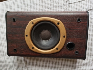 品牌型号 :英国天朗tannoy703环绕音箱一对,实物拍摄