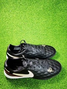 小罗10r 小牛皮,tf,传奇7,41码,jp260足球鞋