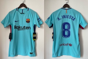 伊涅斯塔球员版巴塞罗那1718赛季客场球衣,小白最后一季的欧