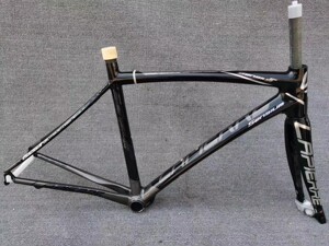 拉皮尔公路车车架