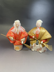 摆件.高砂夫妇.衣服为细针织.脸部面