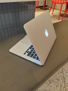 本小姐自用22年i9高配苹果笔记本macbookPro16寸