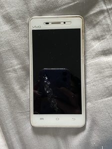 vivo手机 型号y31a 闲置手机 没有任何问题 不影响使