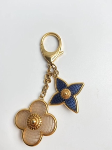 lv钥匙扣/太阳花包包挂件 成色9新 专柜原价5000多