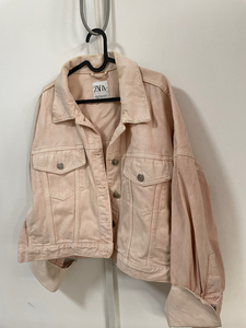 zara牛仔外套粉色