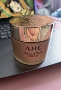 香港全新正品ahc黄金面霜50g非玉兰油兰蔻百雀羚