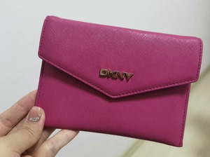 DKNY信封钱夹钱包，招财玫粉色，十字纹牛皮，耐磨，专柜购入