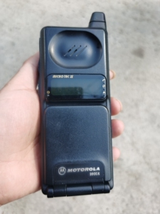 摩托罗拉9900x,怀旧收藏古董手机,原装二手功能正常电池正