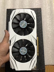 华硕猛禽gtx1060 3g雪豹显卡,3d 传奇 很新,原厂