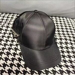 prada尼龙棒球帽 实拍 黑色 质量可以 全新