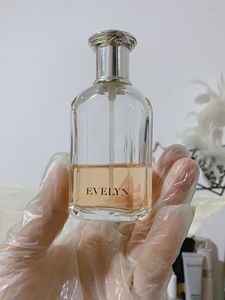 瑰珀翠玫瑰香水,50ml,余量如图,花香调,浓郁玫瑰,像玫瑰