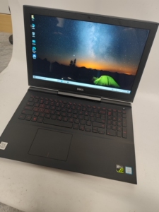 戴尔游匣7567i7