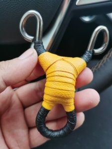 传统钛合金手工制作冷弯弹弓,非一般模具可比,独特造型孤品设计