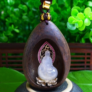 天然翡翠a货18k金沉香木镶嵌洋洋得意吊坠挂件正品女款玉石0人付款