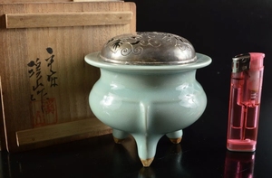 日本人间国宝加藤溪山青瓷香炉,全品带供盒.