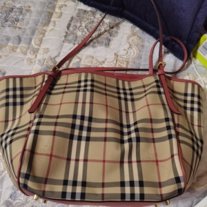 博柏利巴宝莉burberry购物袋 女包 正品支持专柜验货