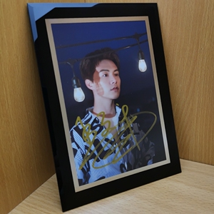 【保真】马天宇亲笔签名照周边