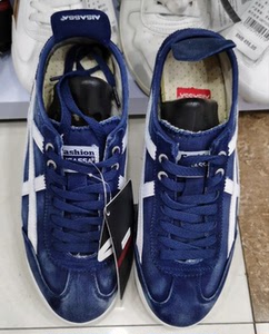 艾斯克斯男鞋板鞋