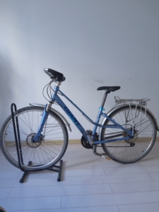 捷安特帝柏3500旅行车700c碟刹