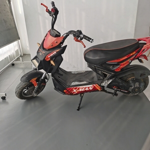 宝悦战警电动车一辆,功能方面都正常,喇叭大灯好用,用不到了