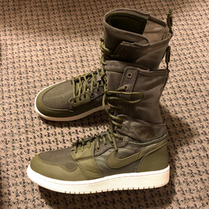 aj1 军绿色 aq7883-300专柜购入 全新 38码