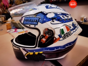 agvagv头盔雪屋 雪村冰雪小镇摩托车头盔