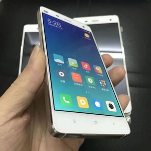 小米4手机! 3g运存 16g内存 仅支持单卡 正常连