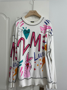 闲置9成新深圳欧货白色涂鸦卫衣 衣服涂鸦很有特点 质量超