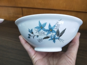 洪江瓷厂六十年代生产的大球泥饭碗,文革碗.醴陵瓷系,大球泥大